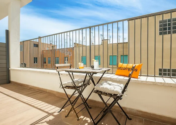 Dotcampus Center Otel